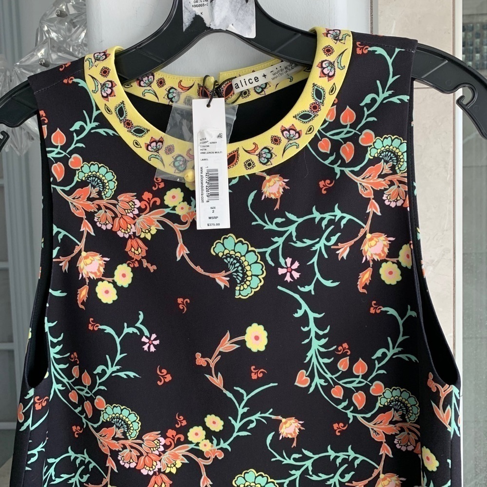 ALICE + OLIVIA Keaton Crewneck Shift Dress - Picture 8 of 10